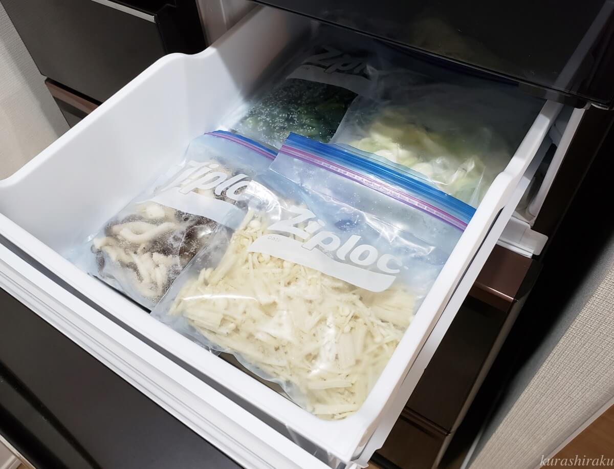 三菱冷蔵庫「切れちゃう瞬冷凍」が便利すぎ。ひき肉はサクサク切れて 